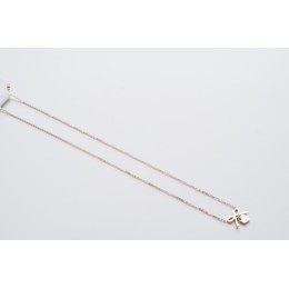 قلادة بتعليقة الفيونكة 