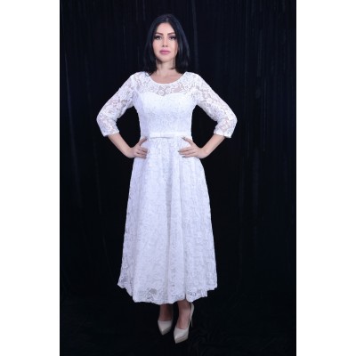 فستان دانتيل 