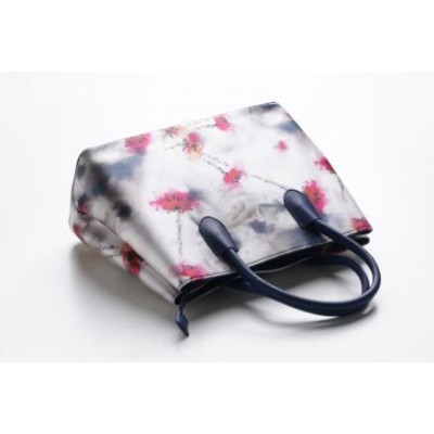  حقيبة يد بطابع الزهر