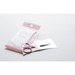 مقص حواجب بشكل مميز