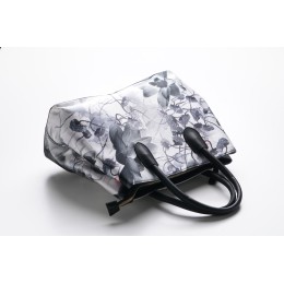  حقيبة يد بطابع خاص